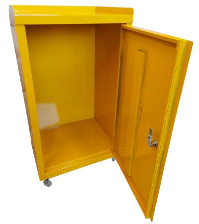 Armário modelo P.A 1 metro